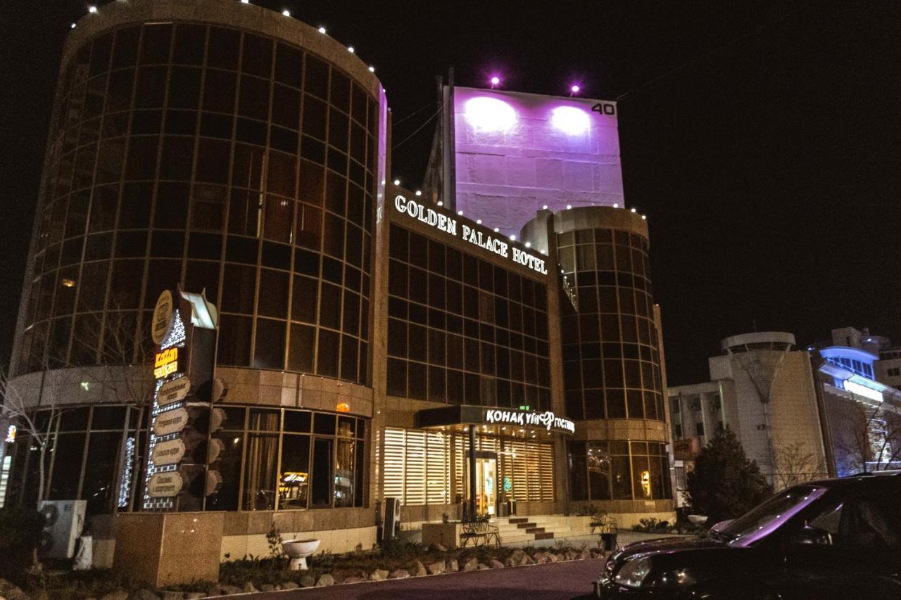 Golden Palace أكتاو المظهر الخارجي الصورة